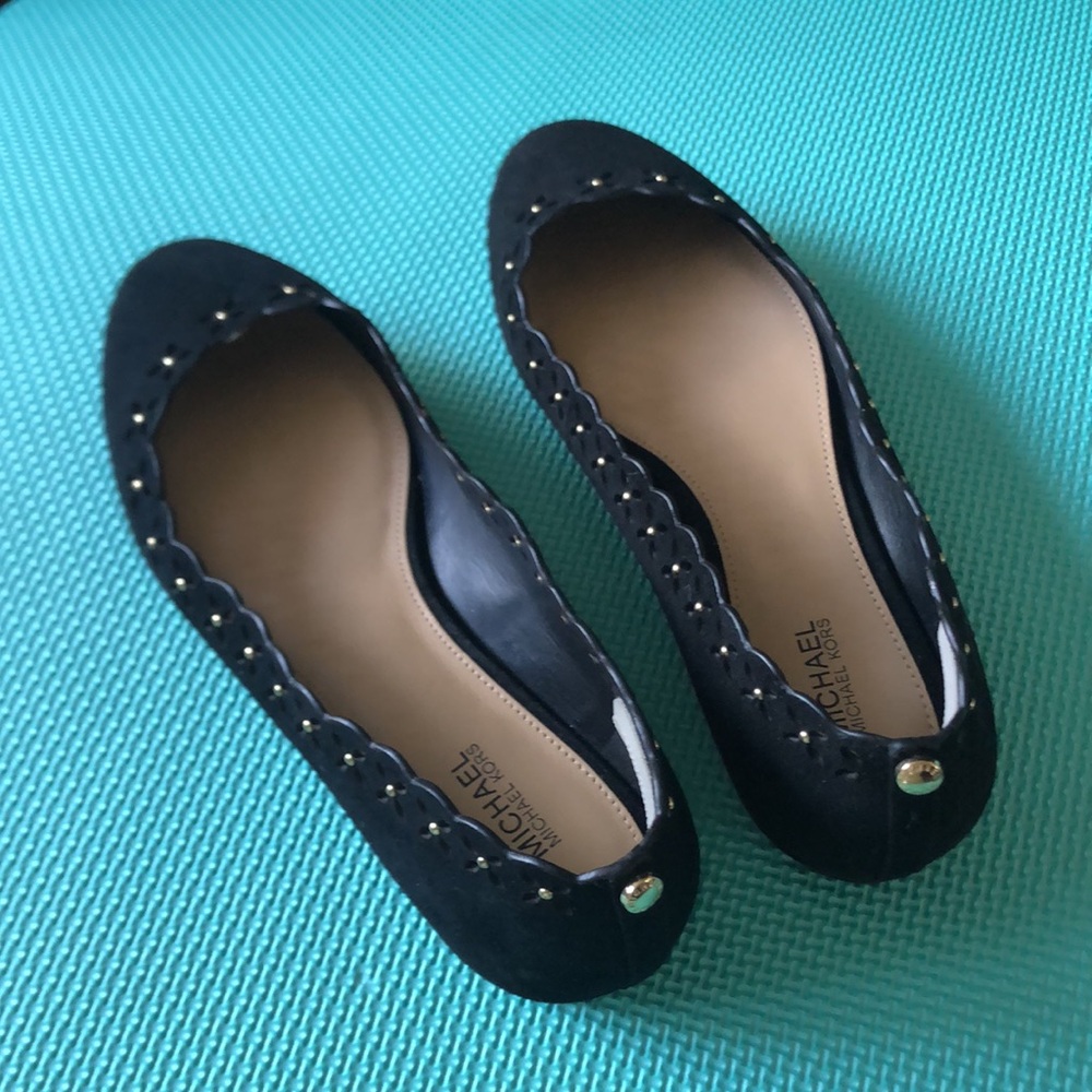Michael Kors Shoe - Picture 4 of 8